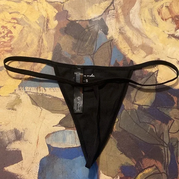 G String - Picture 3 of 3